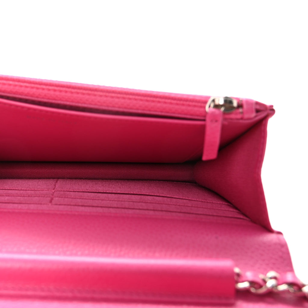 Caviar Quilted Wallet on Chain WOC Pink
