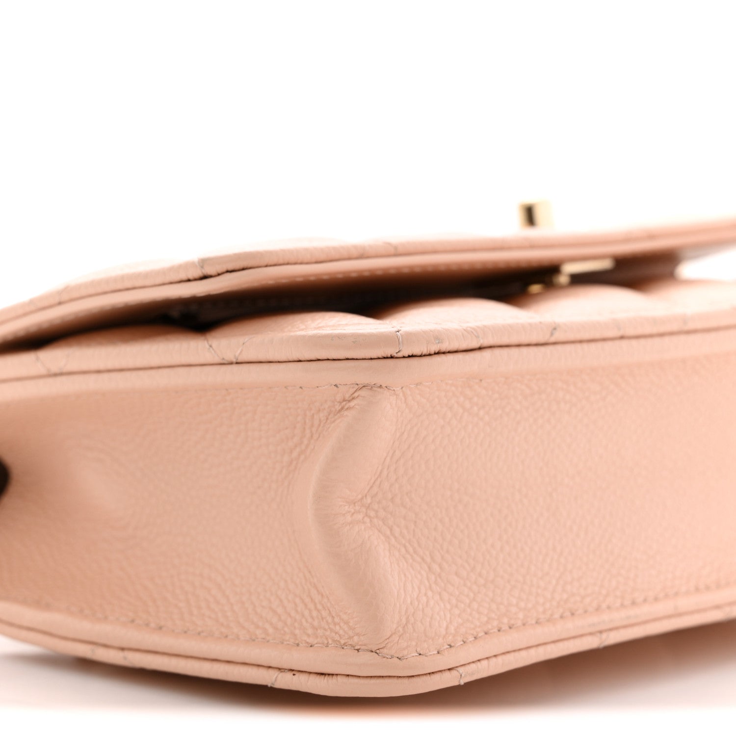Caviar Quilted CC Turnlock Wallet On Chain WOC Beige