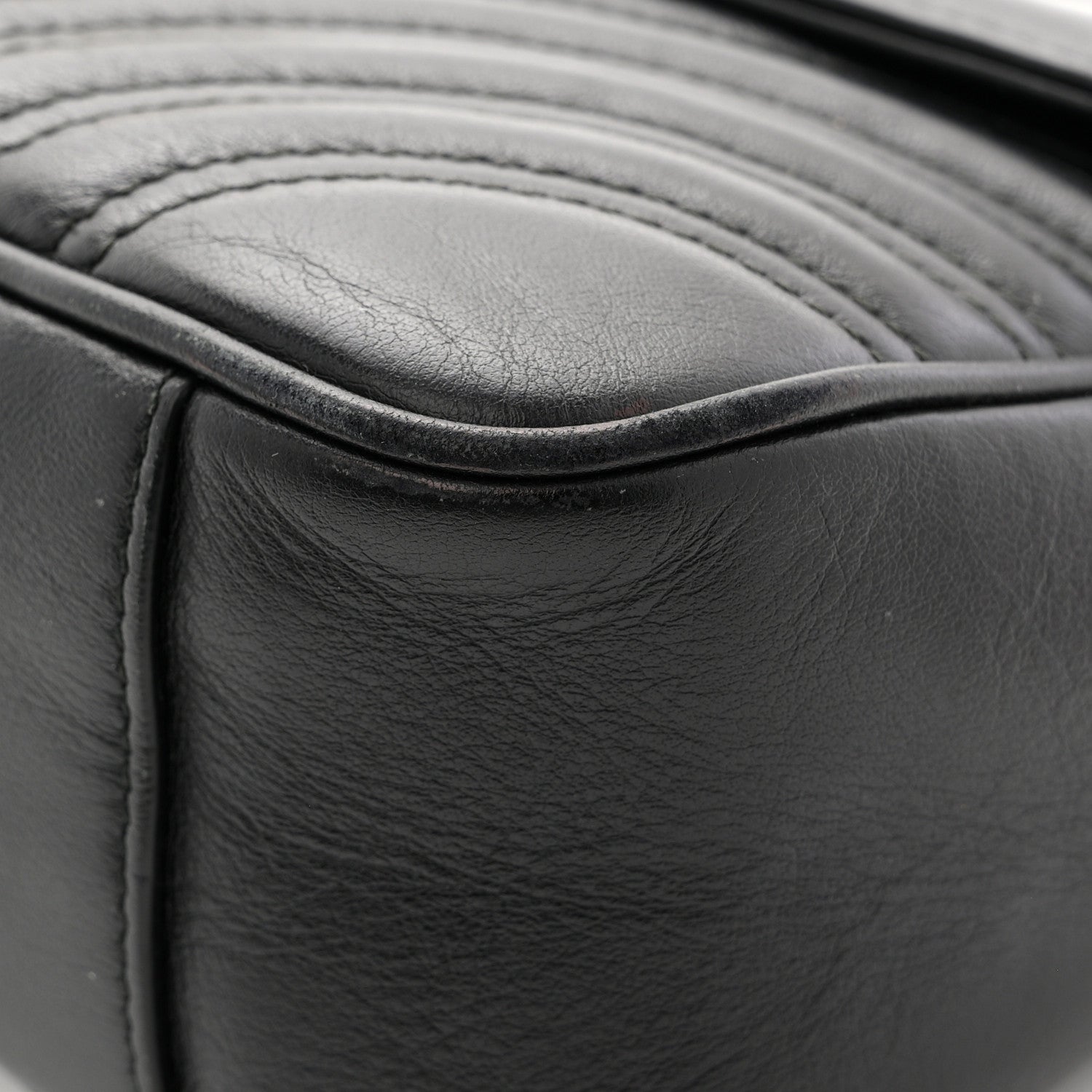 Calfskin Matelasse Small GG Marmont Shoulder Bag Black