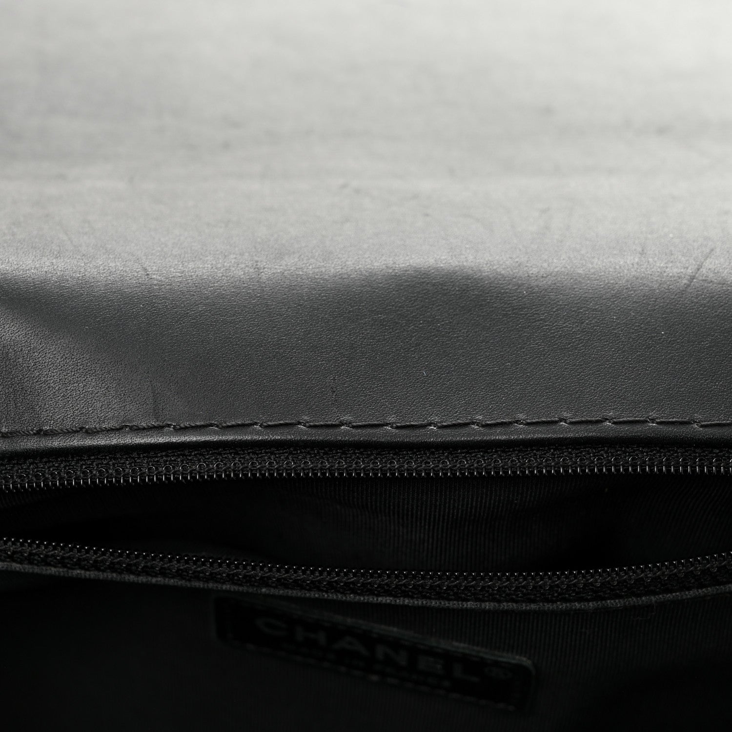 Calfskin Double Stitch Large Boy Flap Black