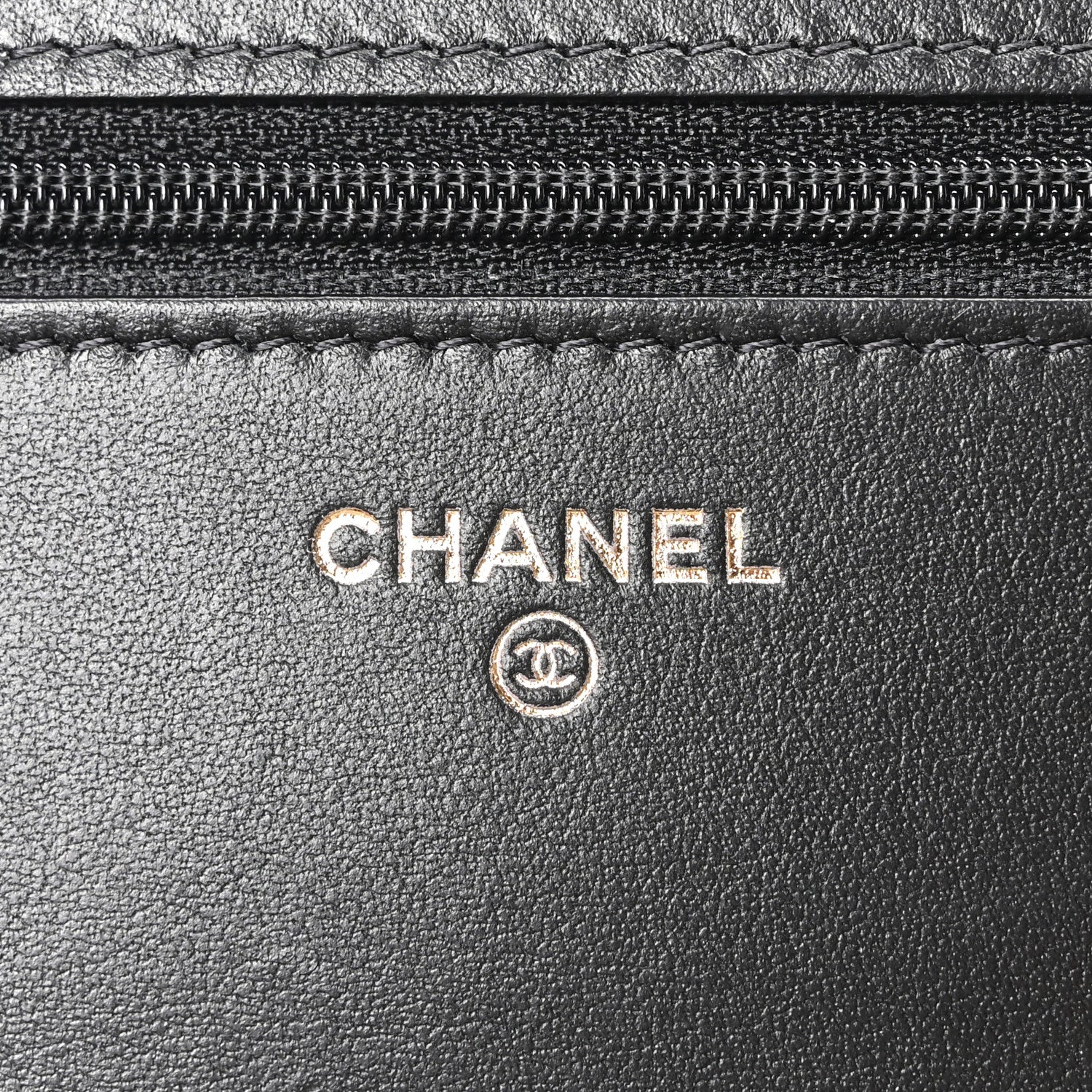Calfskin Quilted Maxi Pearl Wallet On Chain WOC Black