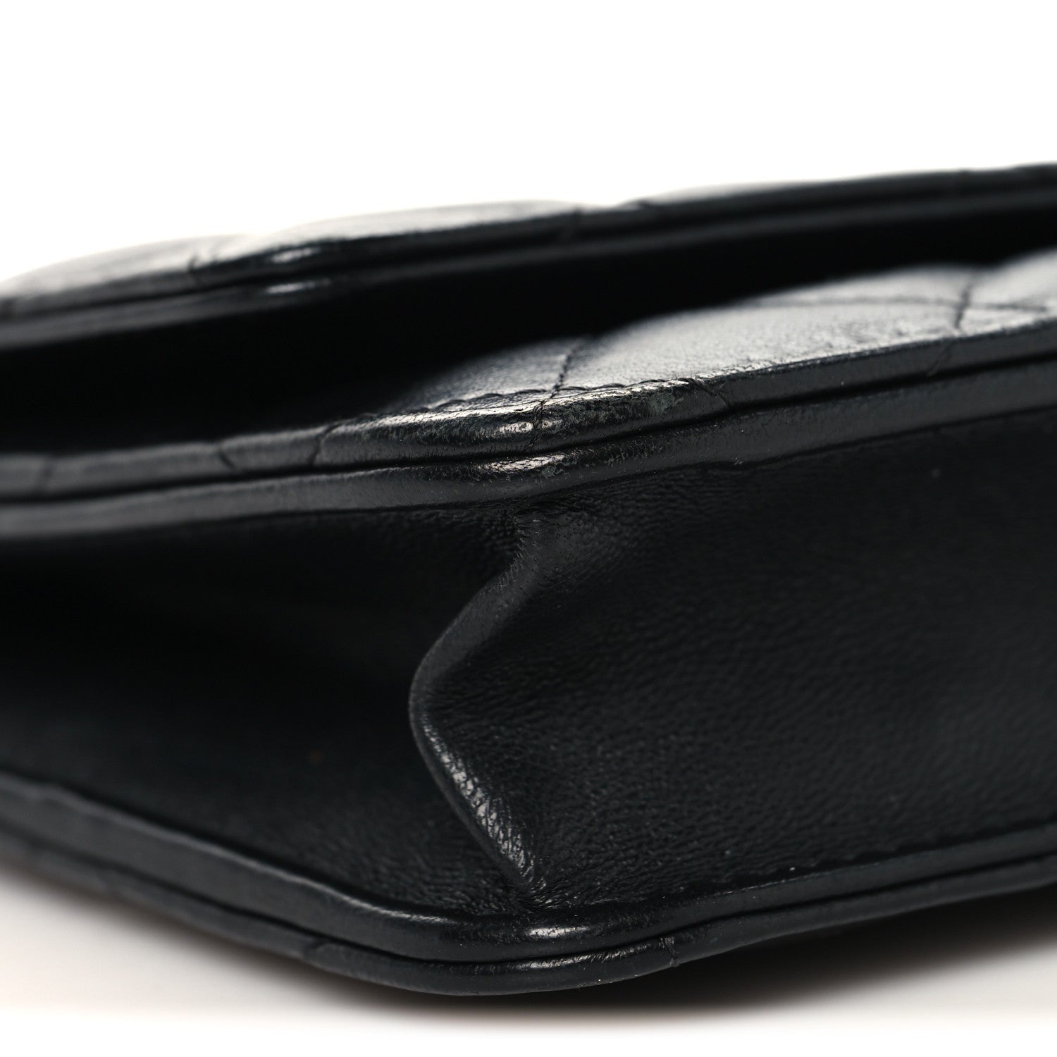 Lambskin Quilted Wallet On Chain WOC Black