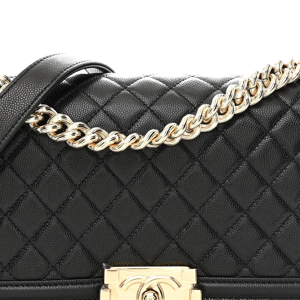 Caviar Quilted Medium Boy Flap Black
