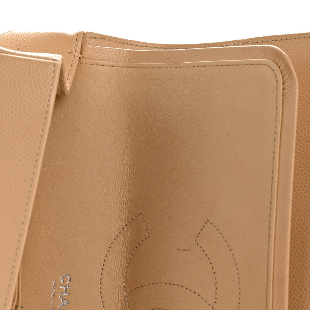 Caviar Quilted Jumbo Double Flap Beige Clair