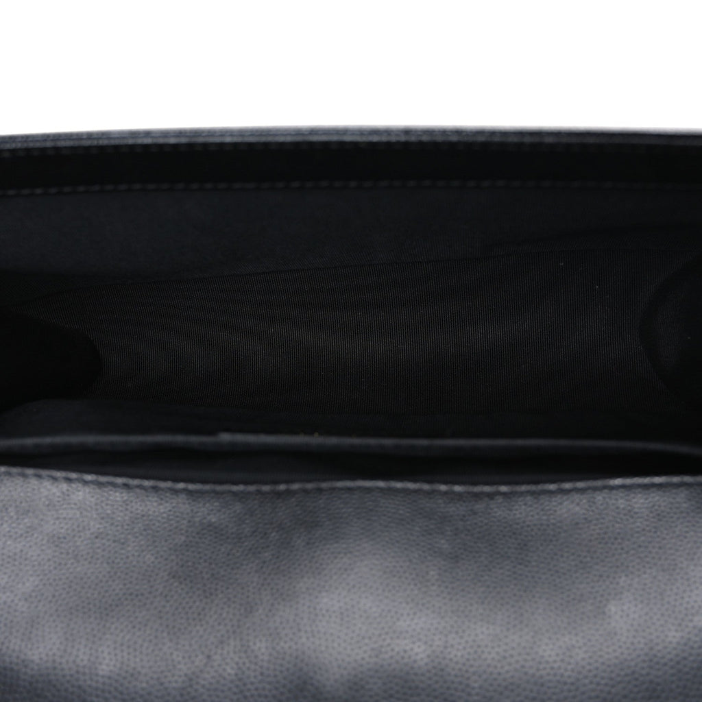 Caviar Quilted Medium Boy Flap Black