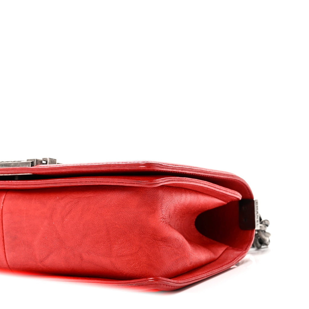 Crumpled Lambskin Small Studded Boy Flap Red