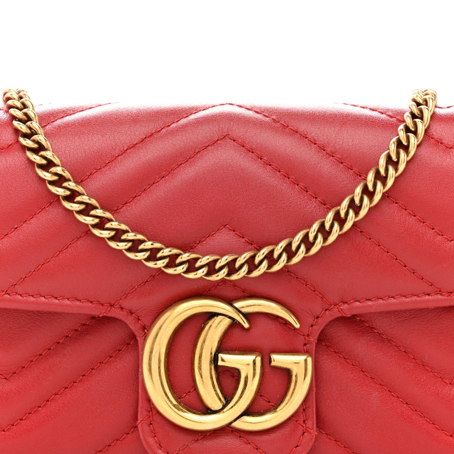 Calfskin Matelasse Super Mini GG Marmont Shoulder Bag Hibiscus Red