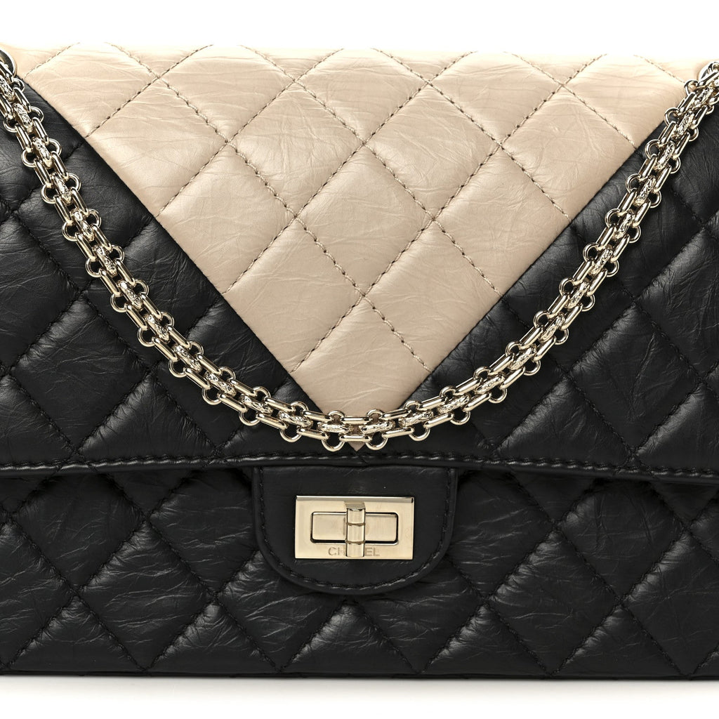 Aged Calfskin Quilted 2.55 Reissue 226 Flap Beige Black