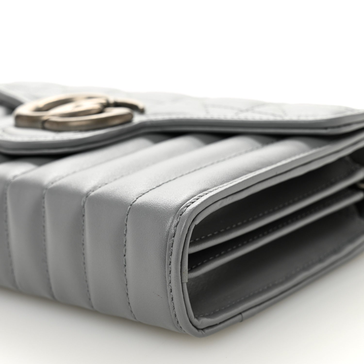 Calfskin Matelasse Aria GG Marmont Chain Wallet Deep Grey