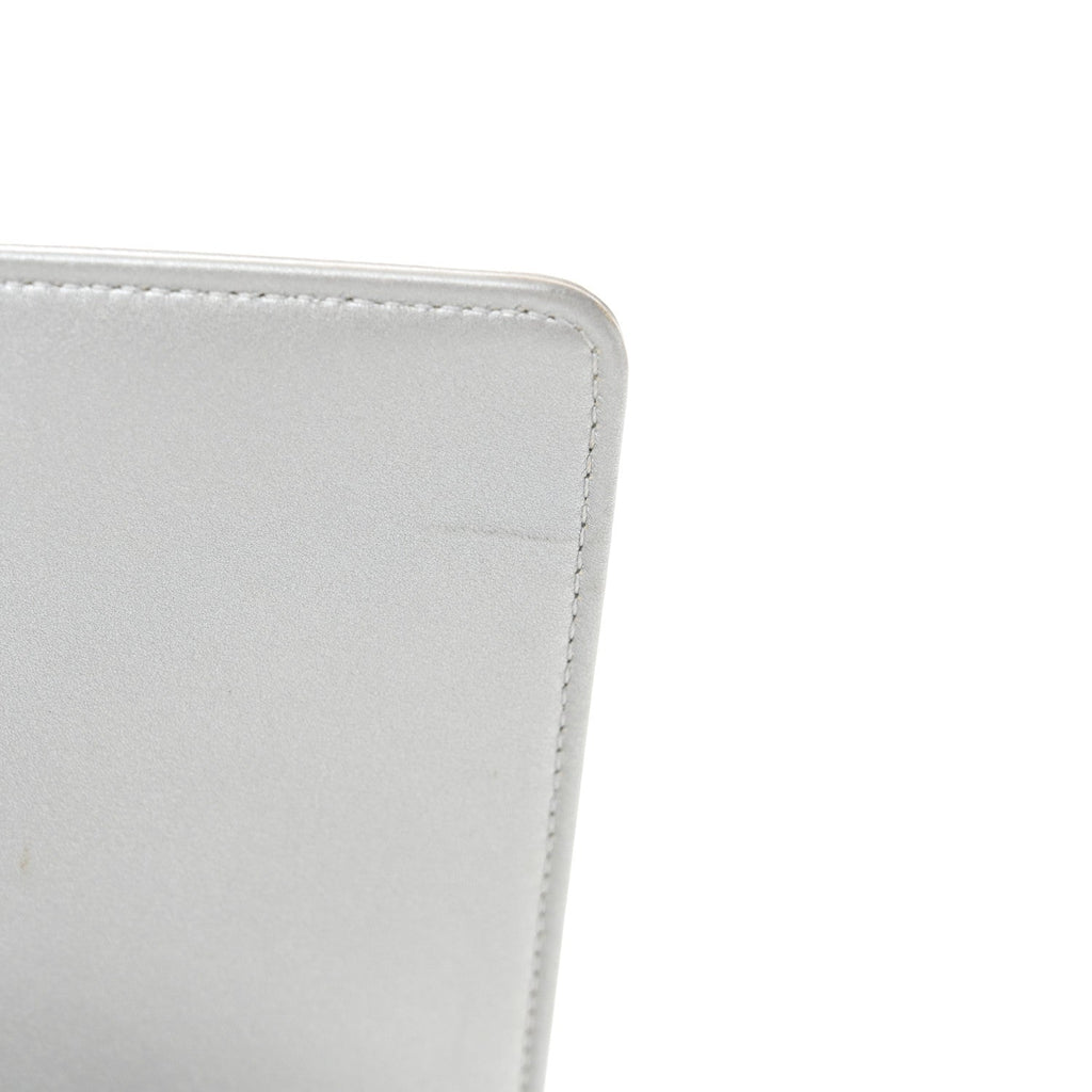 Metallic Calfskin Quilted New Medium Plexiglass Boy Flap Silver
