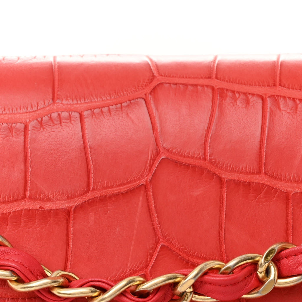 Alligator Jumbo Double Flap Red