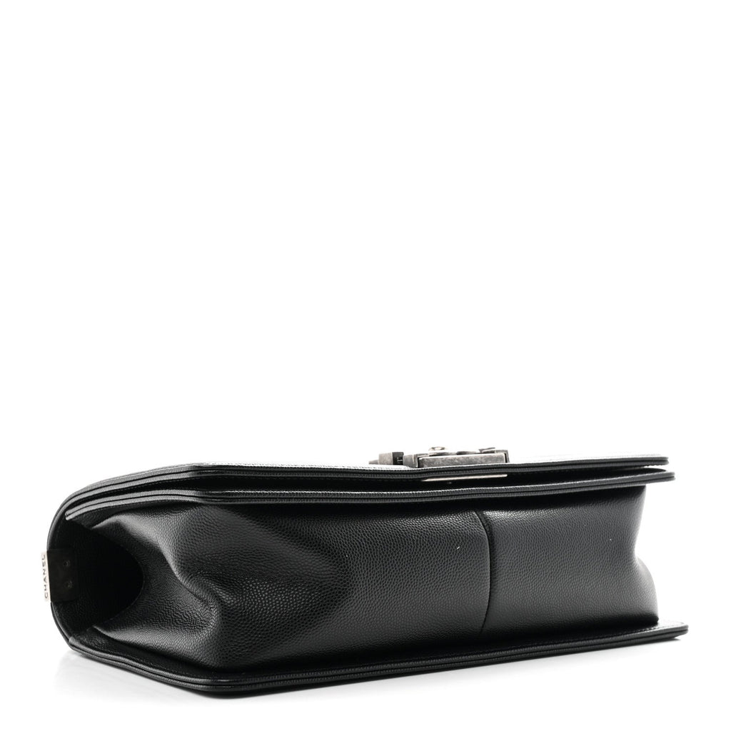 Caviar Quilted Medium Boy Flap Black