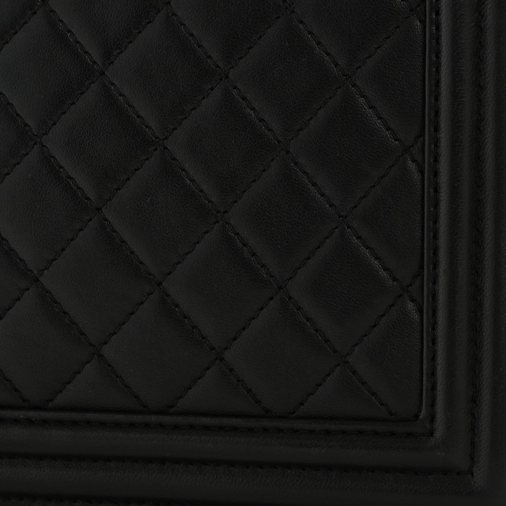 Lambskin Quilted New Medium Boy Flap Black