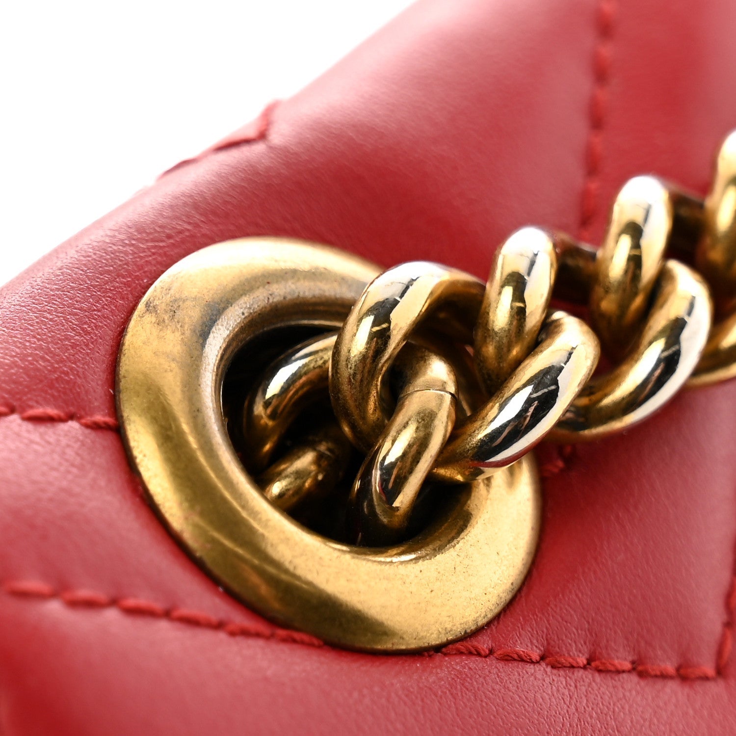 Calfskin Matelasse Mini GG Marmont Shoulder Bag Hibiscus Red