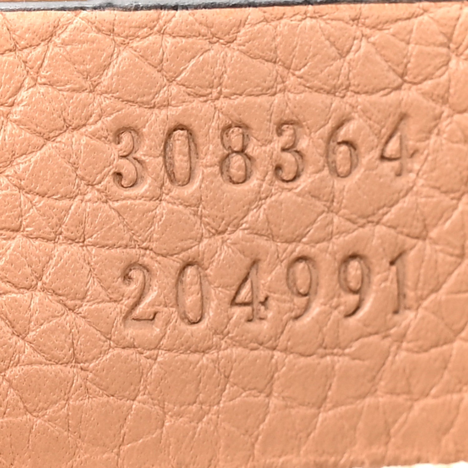 Pebbled Calfskin Small Soho Disco Bag Camelia