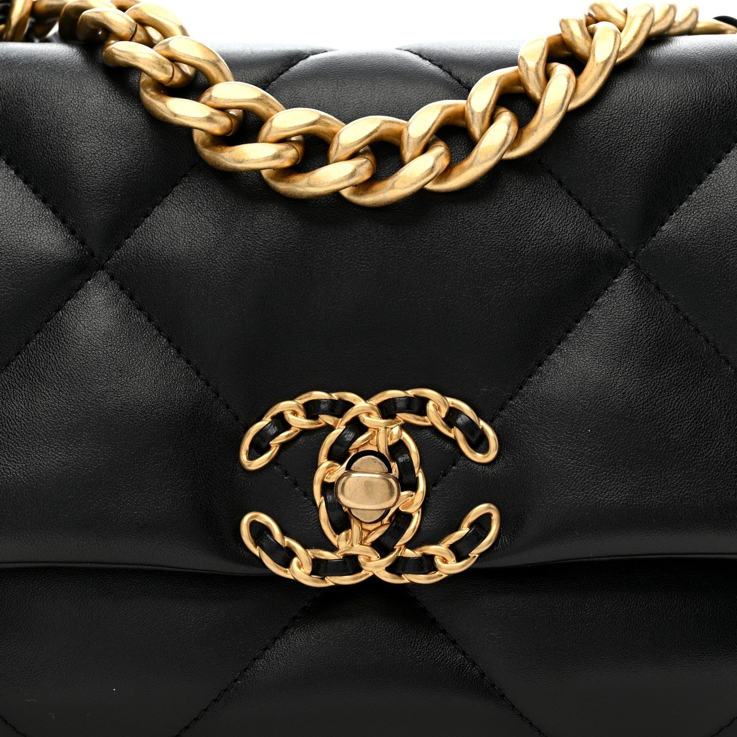 Lambskin Quilted Medium Chanel 19 Flap Black