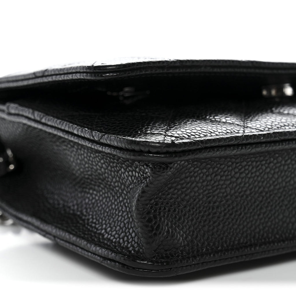 Caviar Quilted Wallet on Chain WOC Black