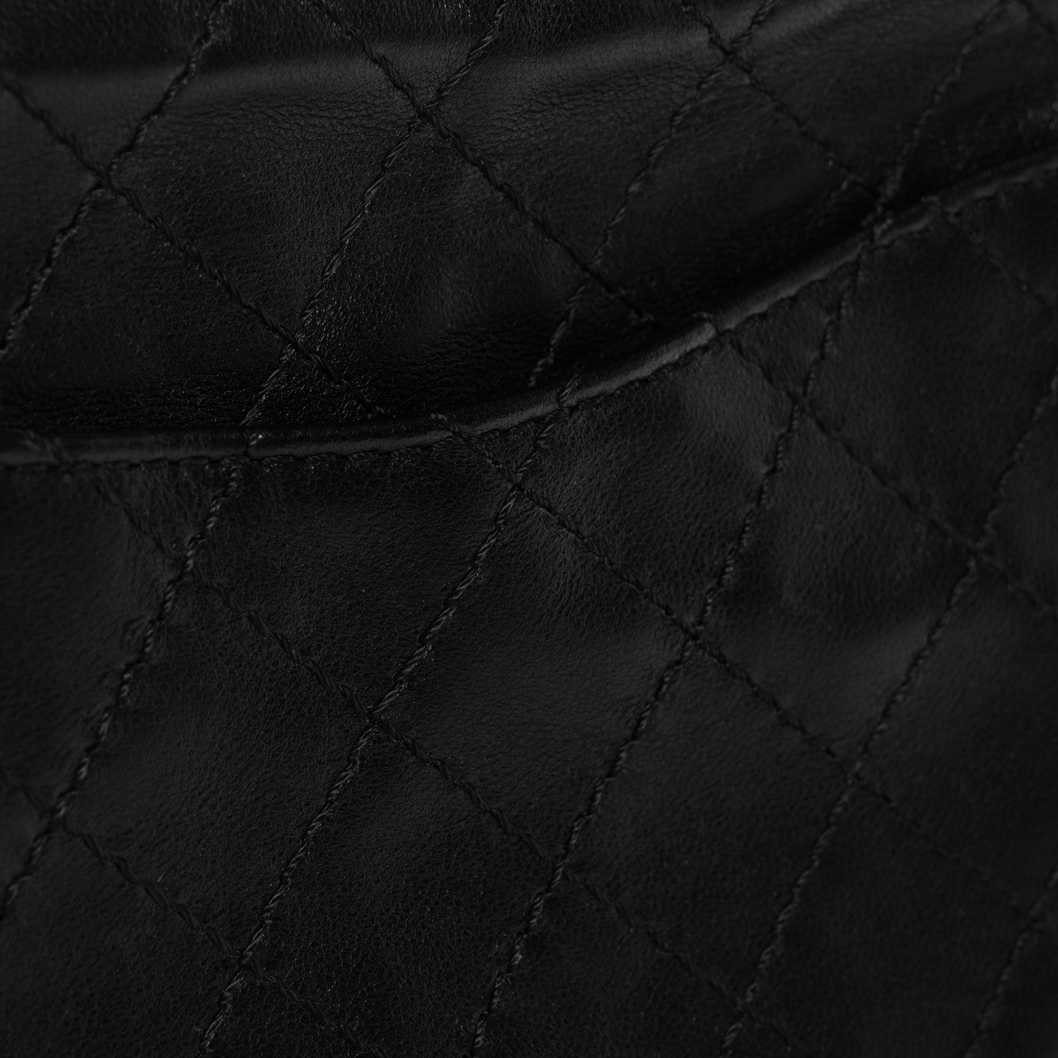 Lambskin Quilted Crush 2.55 Reissue 225 Flap Black