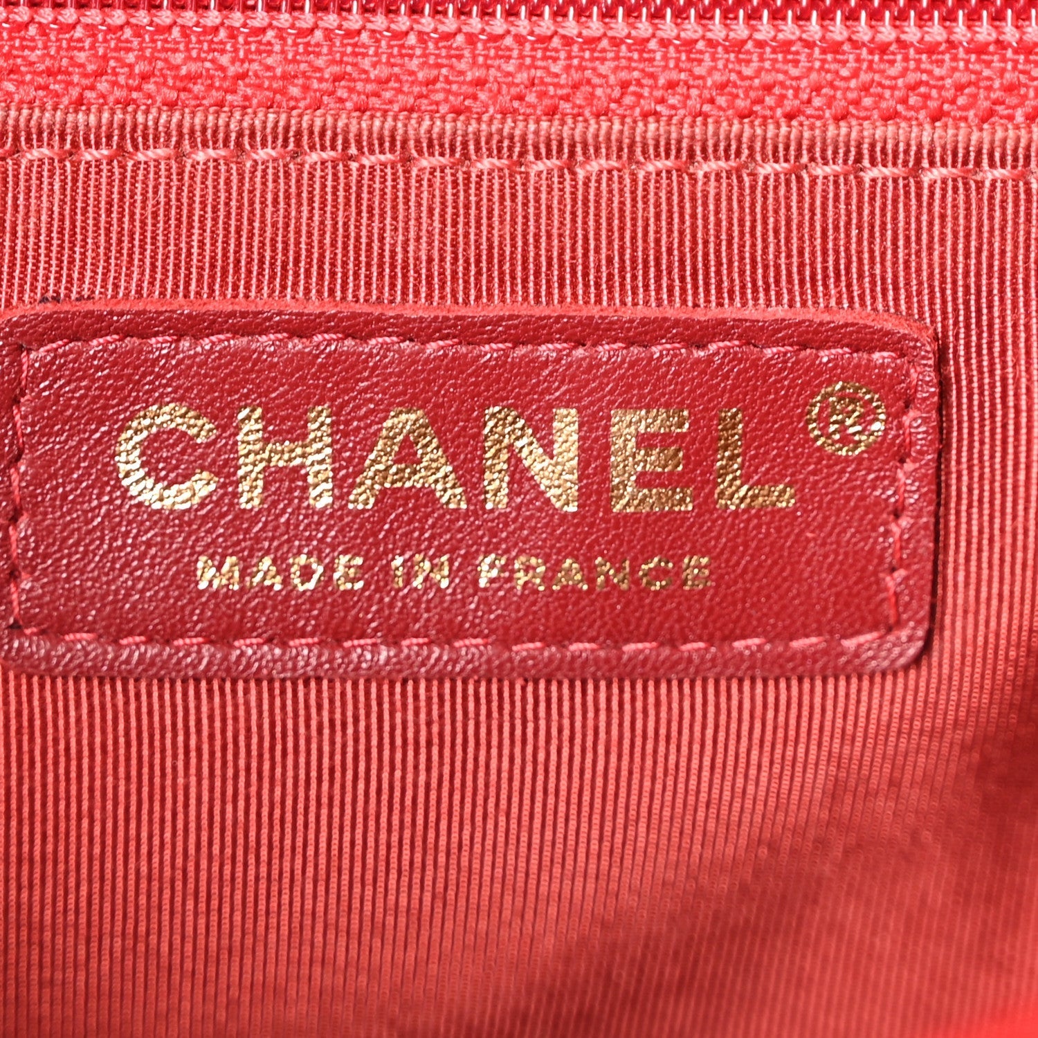 Lambskin Quilted New Medium Boy Flap Red