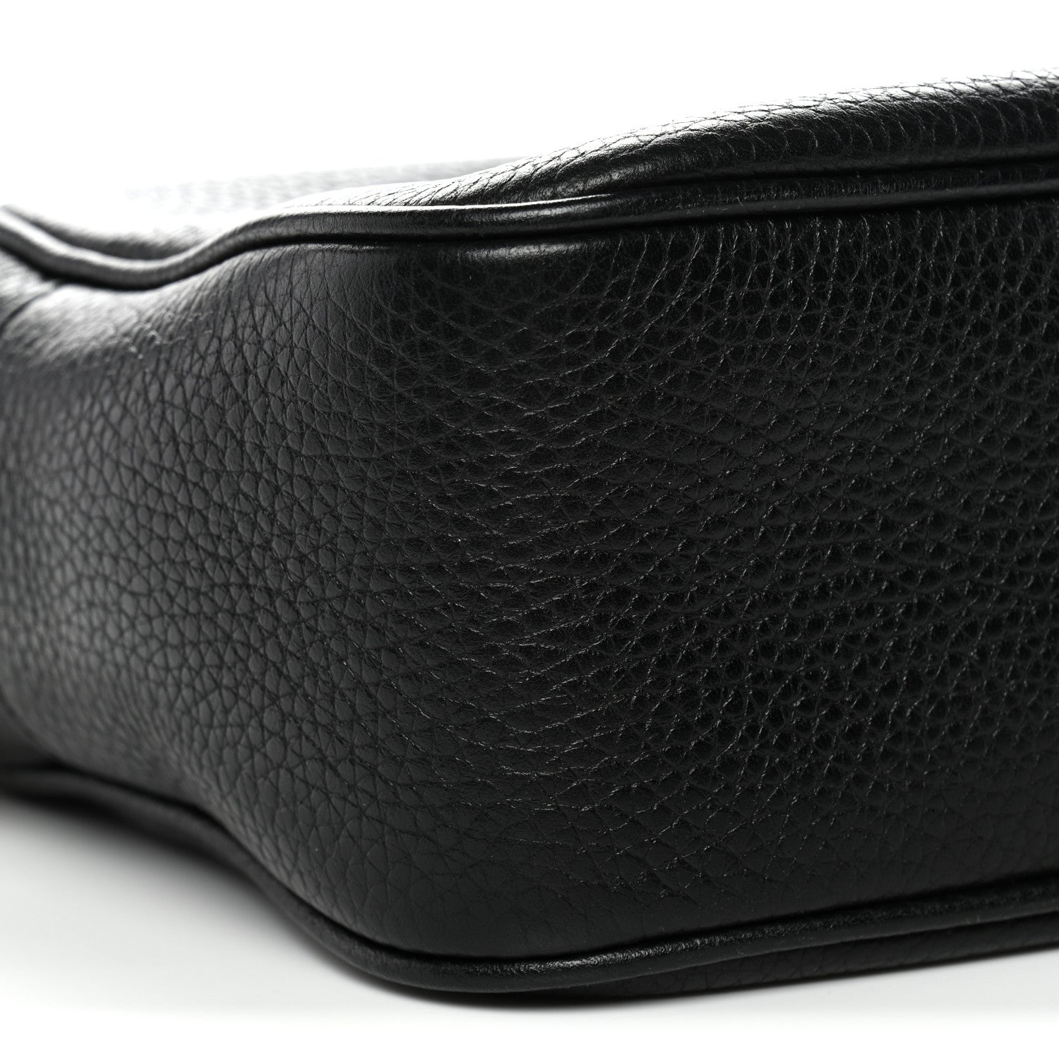 Pebbled Calfskin Small Soho Disco Bag Black