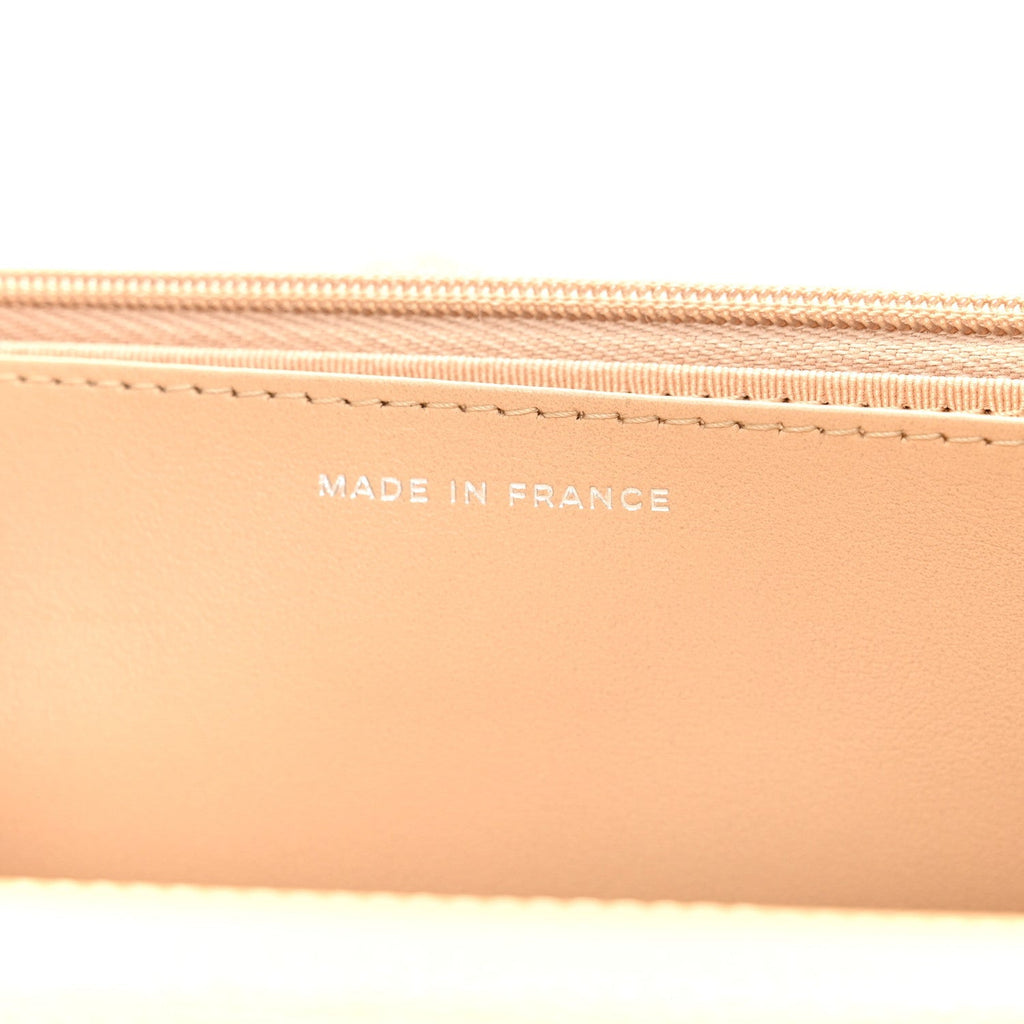 Caviar Quilted Wallet on Chain WOC Beige