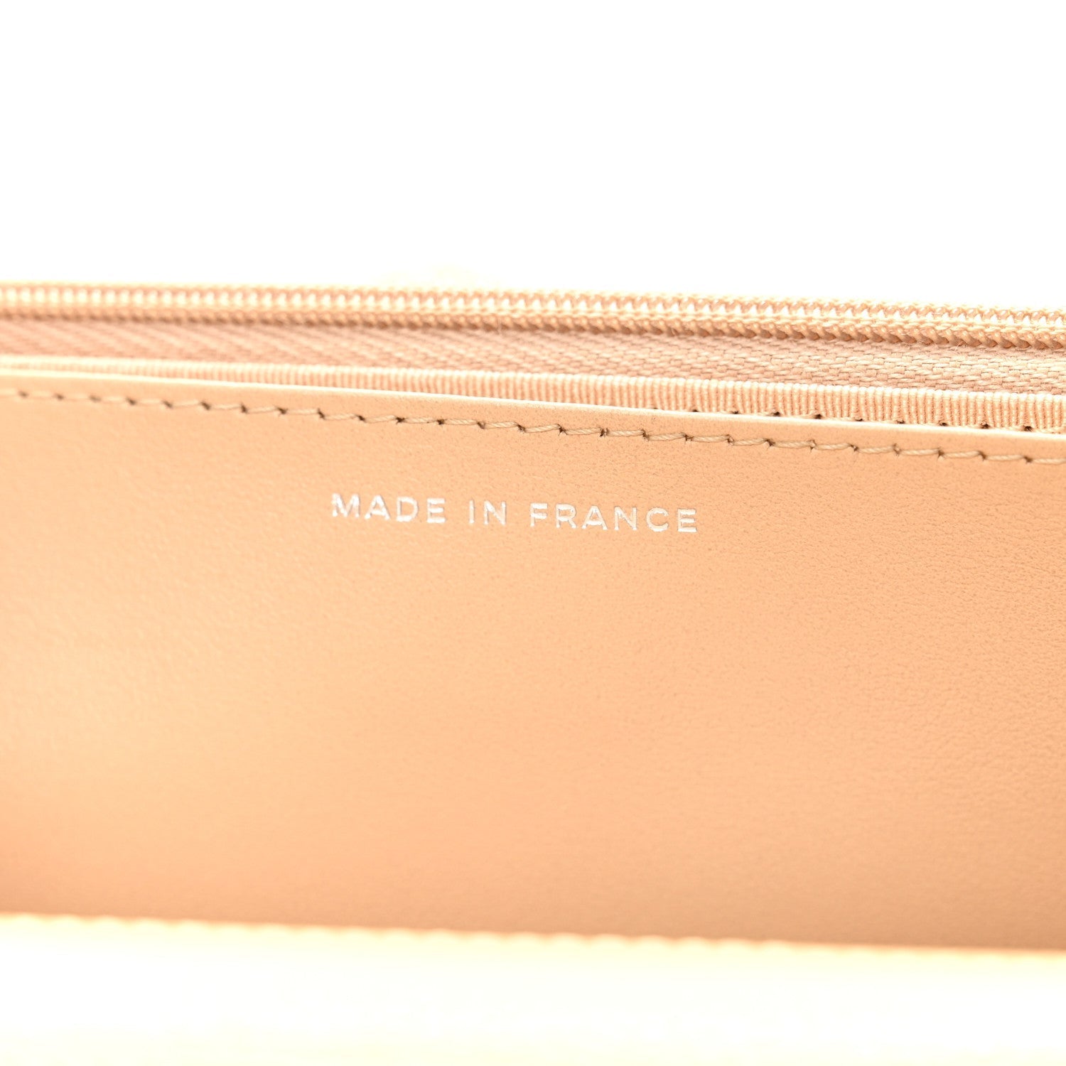 Caviar Quilted Wallet on Chain WOC Beige