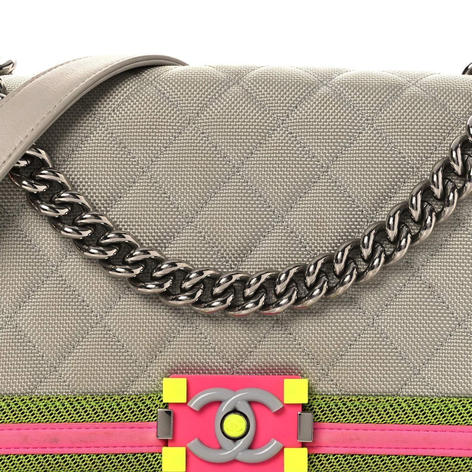 Canvas Quilted Medium Fluo Boy Flap Dark Grey Fuchsia Green