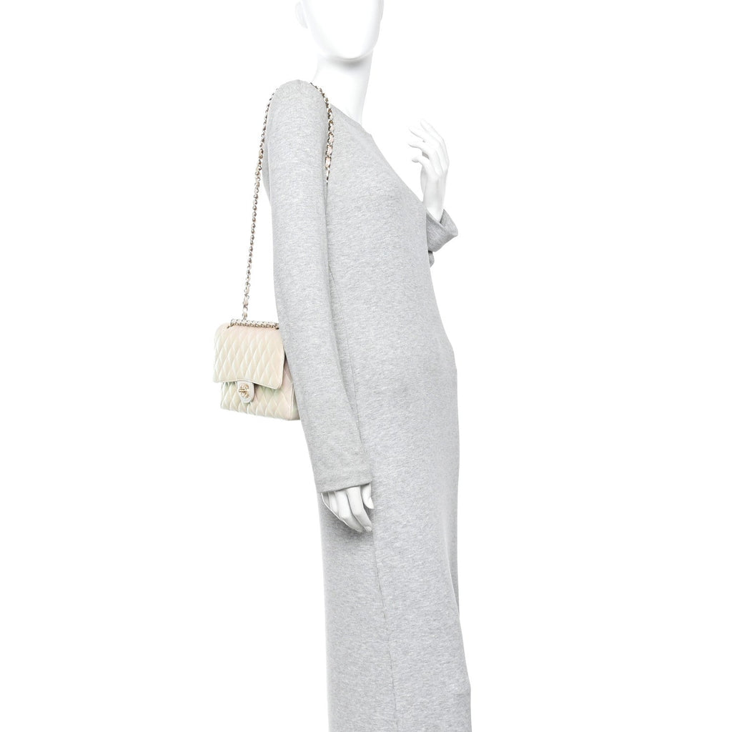 Iridescent Lambskin Quilted Medium Double Flap Ivory