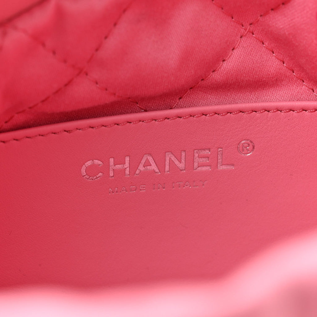 Shiny Calfskin Quilted Mini Chanel 22 Pink