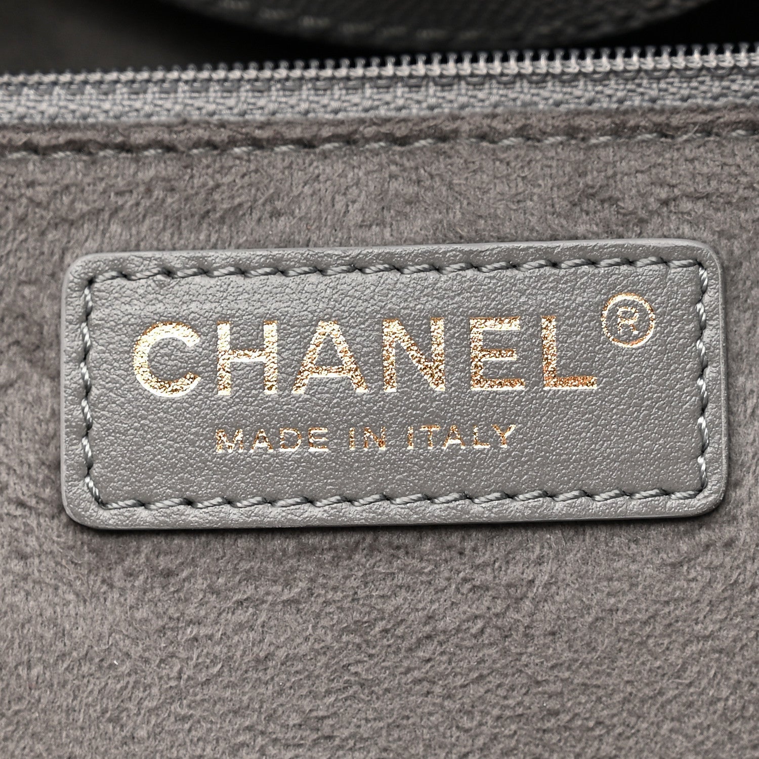 Caviar Studded Medium Deauville Tote Grey