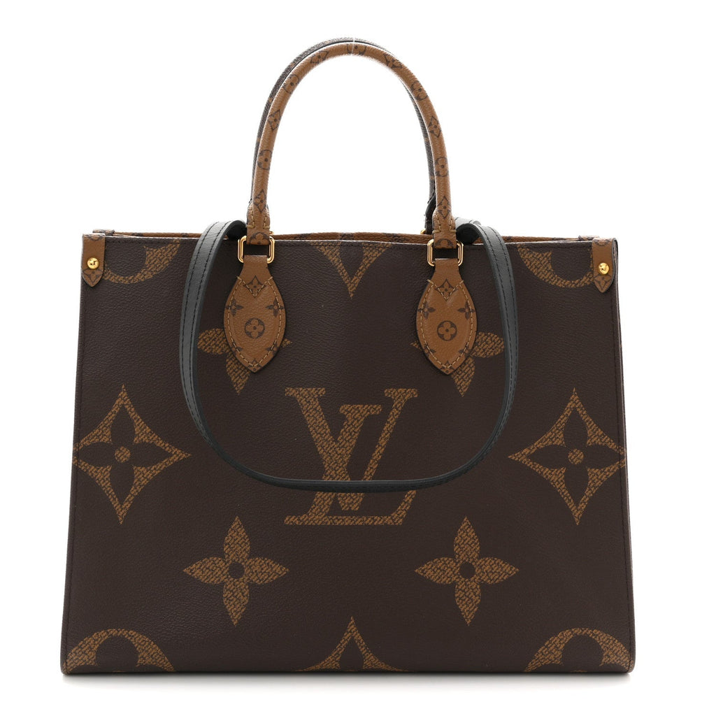 Reverse Monogram Giant Onthego MM