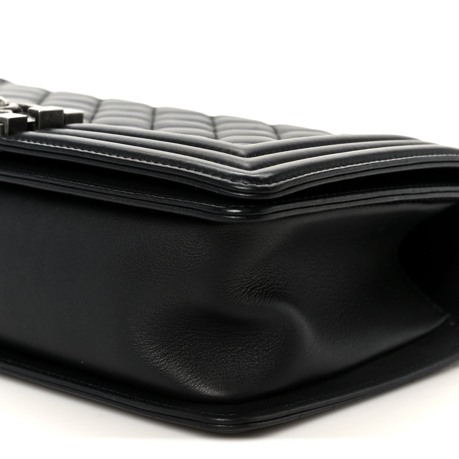 Lambskin Quilted Medium Boy Flap Black