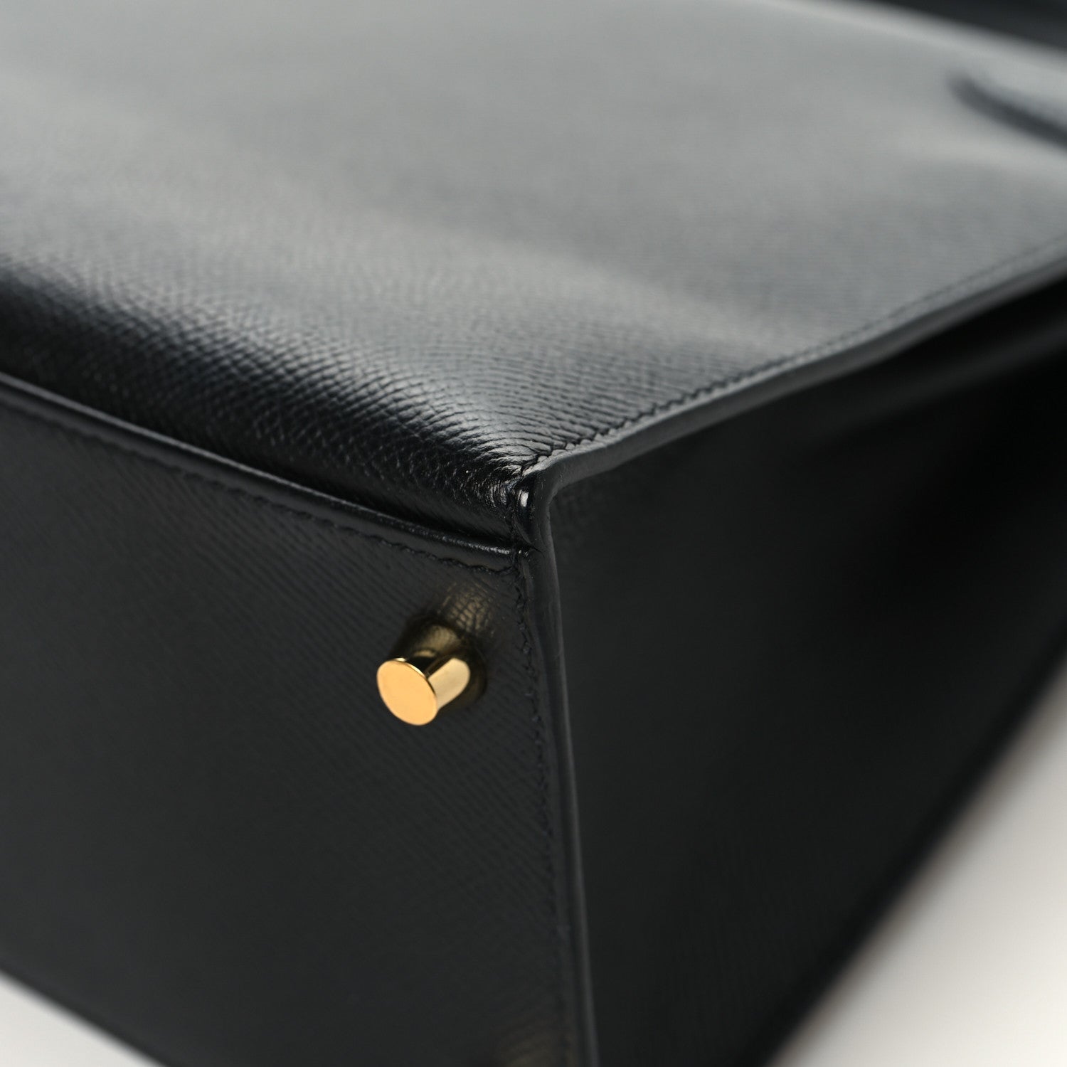 Epsom Kelly Sellier 28 Black