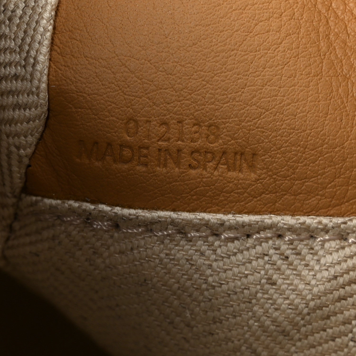 Calfskin Small Puzzle Bag Dune Warm Desert
