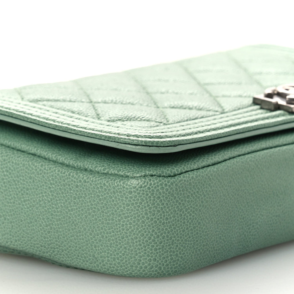 Caviar Quilted Boy Phone Holder Wallet On Chain Green