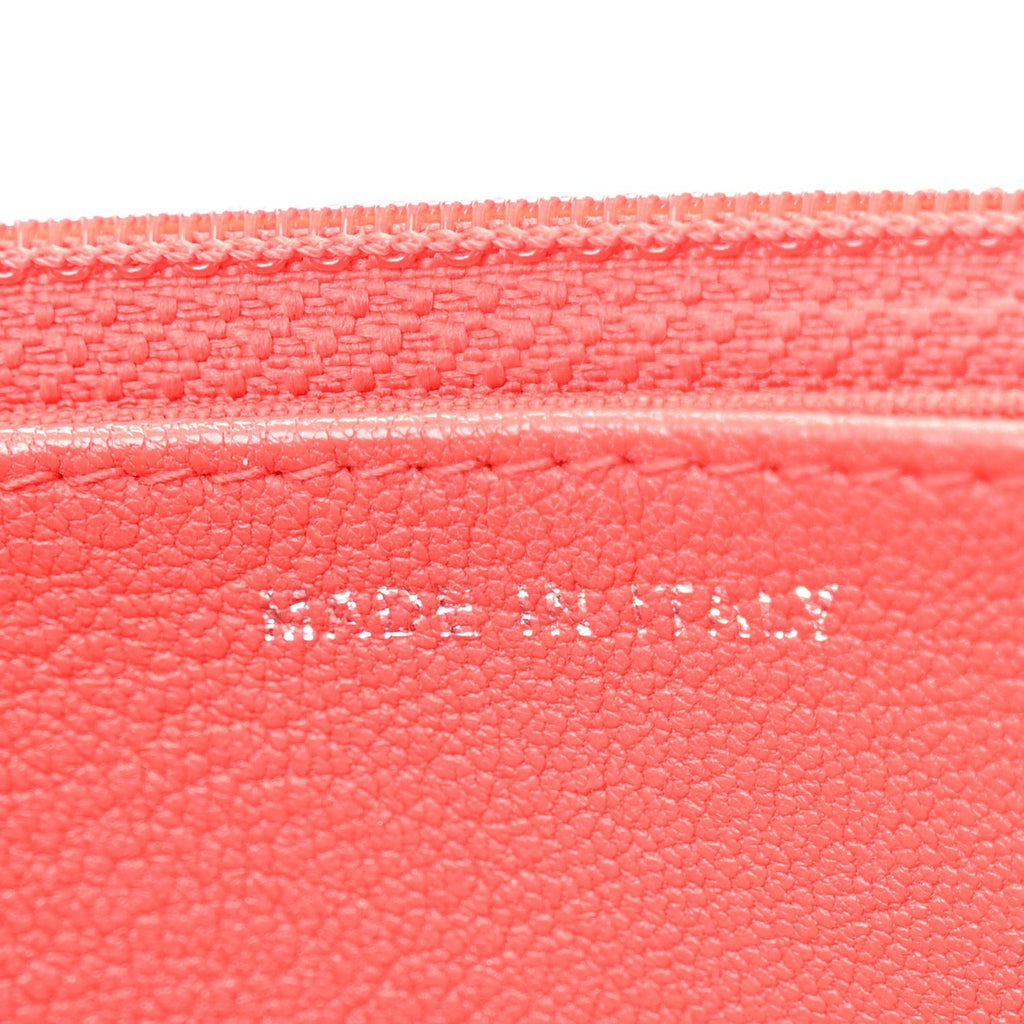 Grained Calfskin Quilted CC Box Wallet On Chain WOC Red