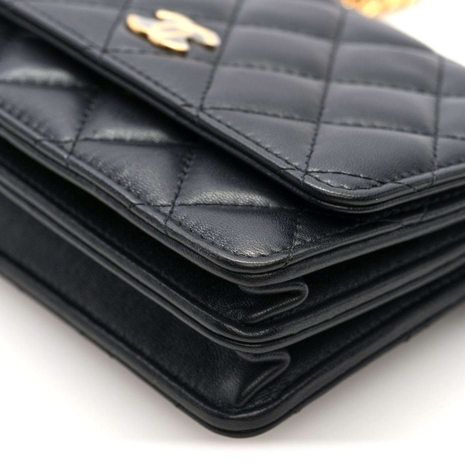 Lambskin Quilted CC Pearl Enamel Clutch on Chain WOC Black