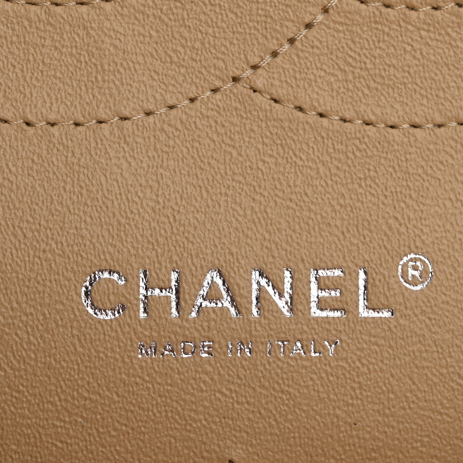 Caviar Quilted Jumbo Double Flap Beige Clair