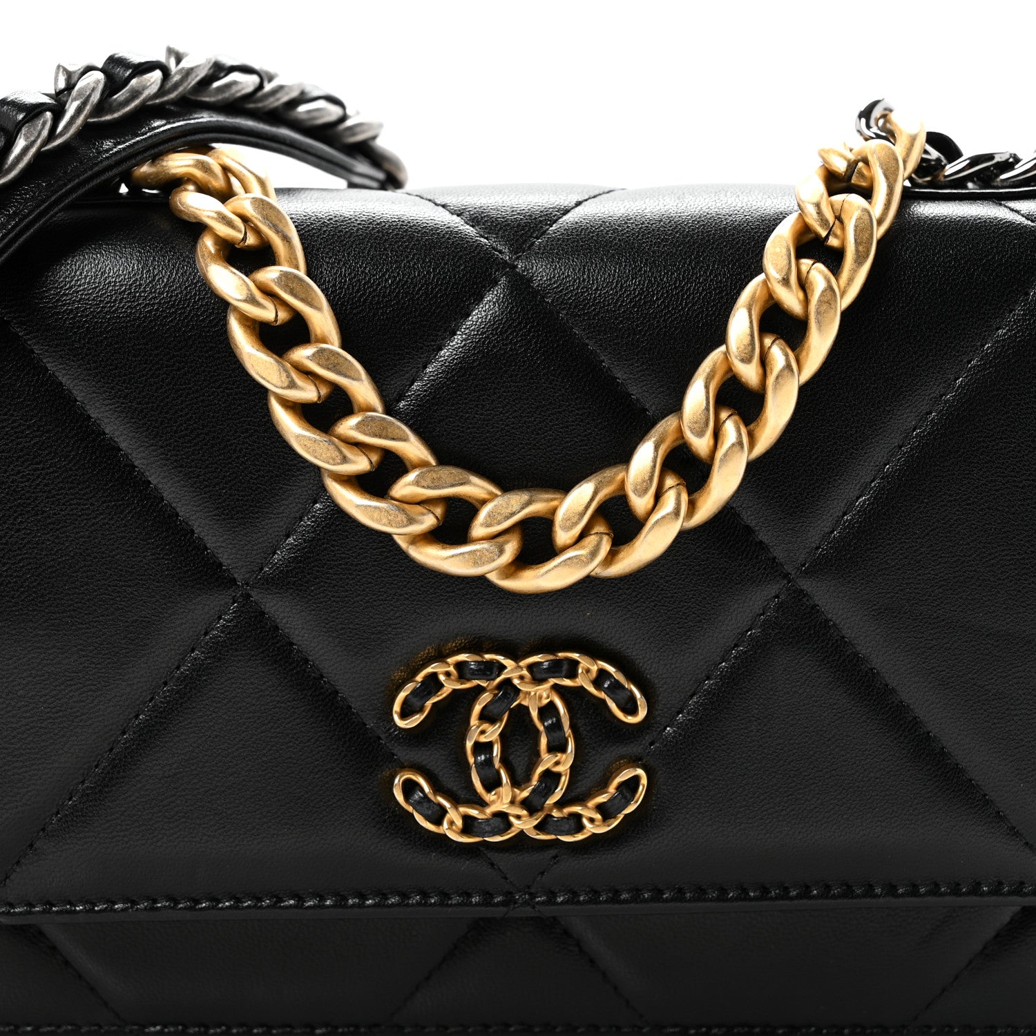 Lambskin Quilted Chanel 19 Wallet On Chain WOC Black