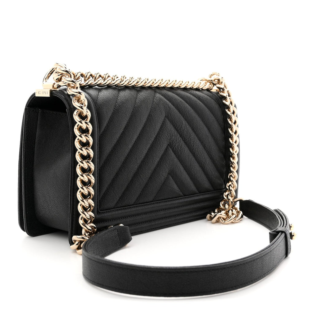 Caviar Chevron Quilted Medium Boy Flap Black