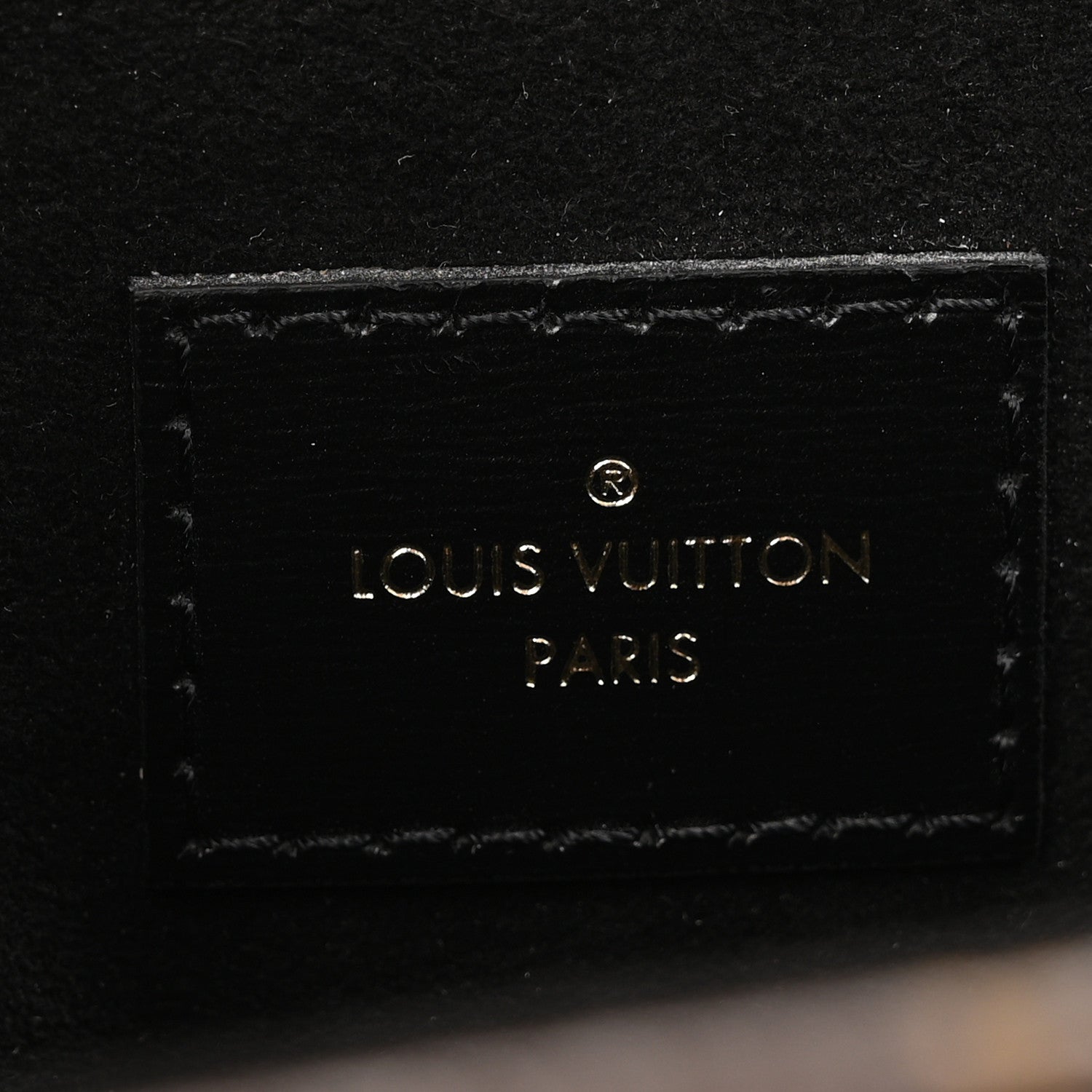 Reverse Monogram Pochette Metis