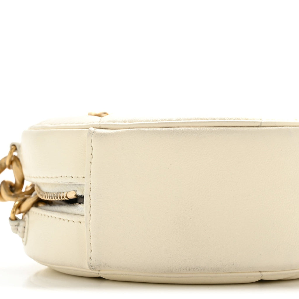 Lambskin Quilted Chanel 19 Round Clutch With Chain White