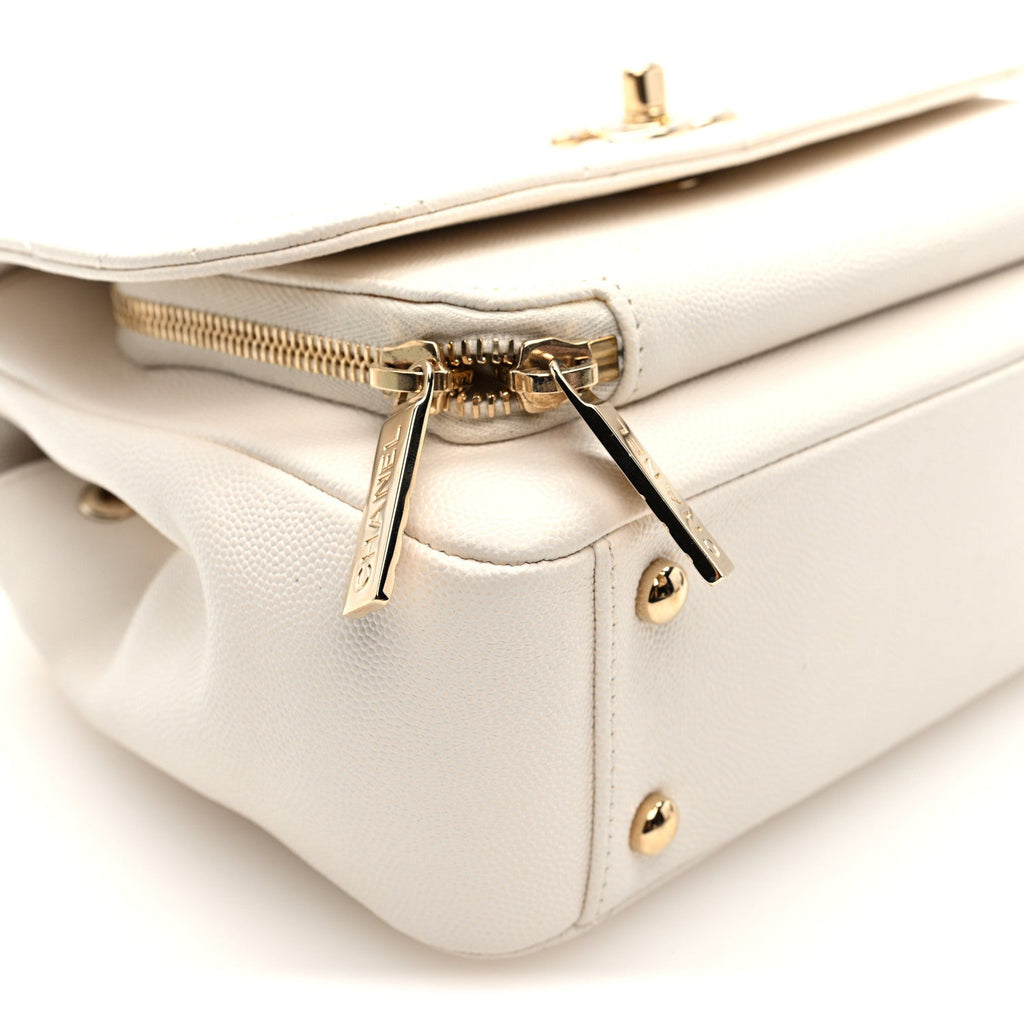 Caviar Quilted Medium Business Affinity Flap White