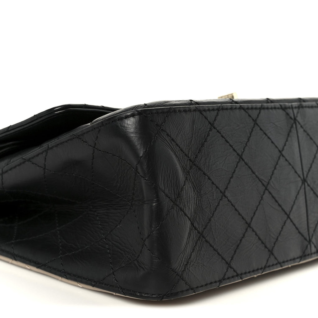 Aged Calfskin Quilted 2.55 Reissue 226 Flap Beige Black