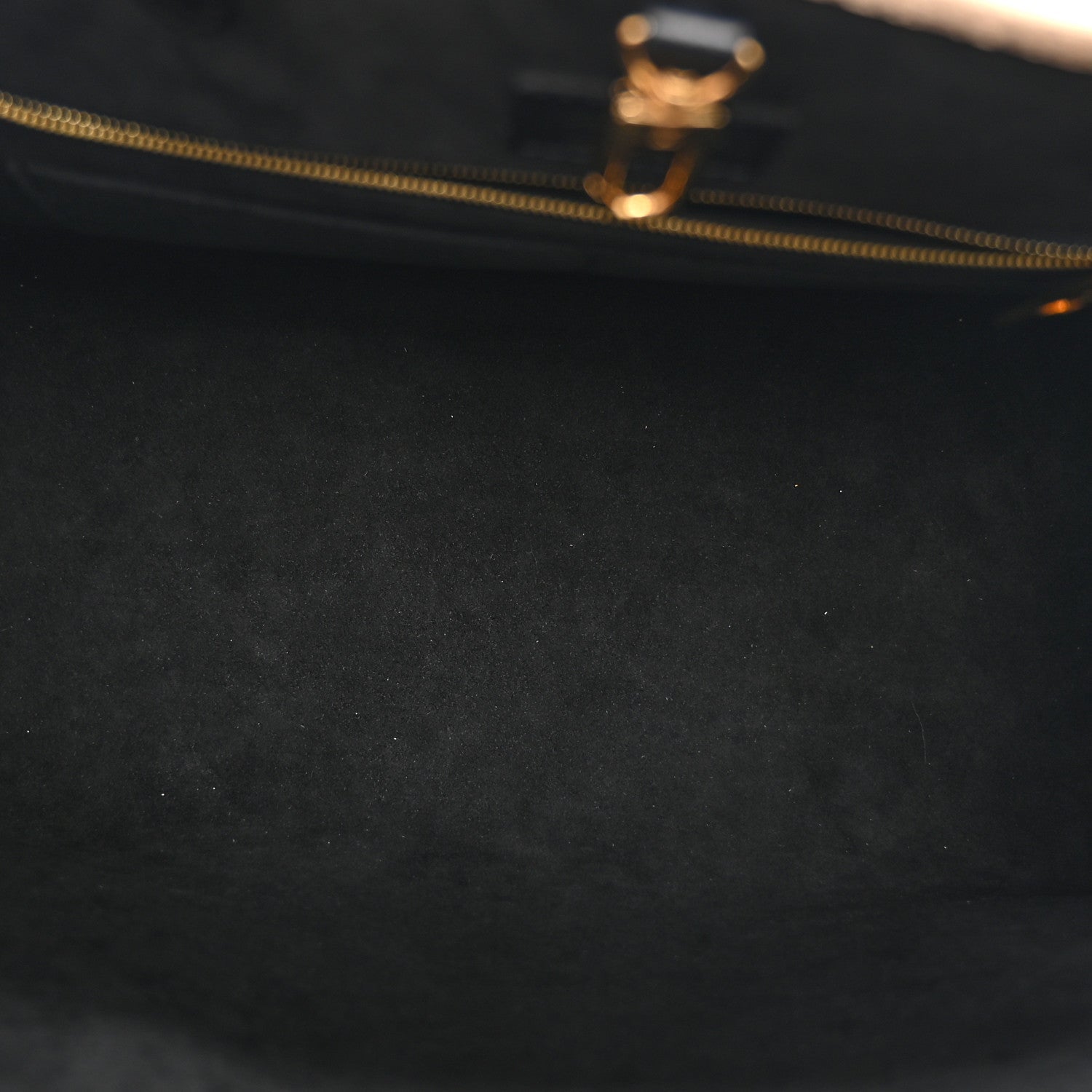 Empreinte Monogram Giant Broderies Onthego MM Cream Black