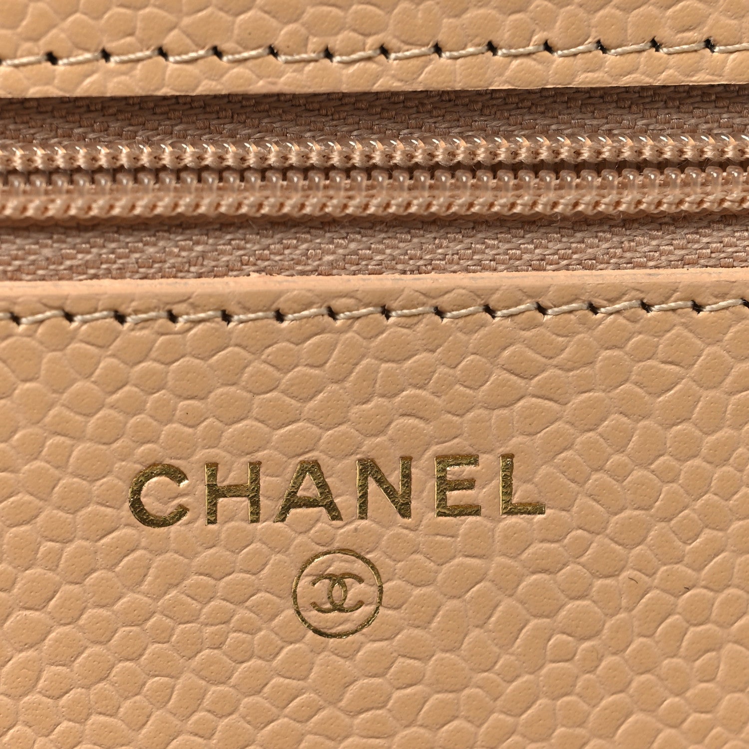 Caviar Quilted Wallet on Chain WOC Beige