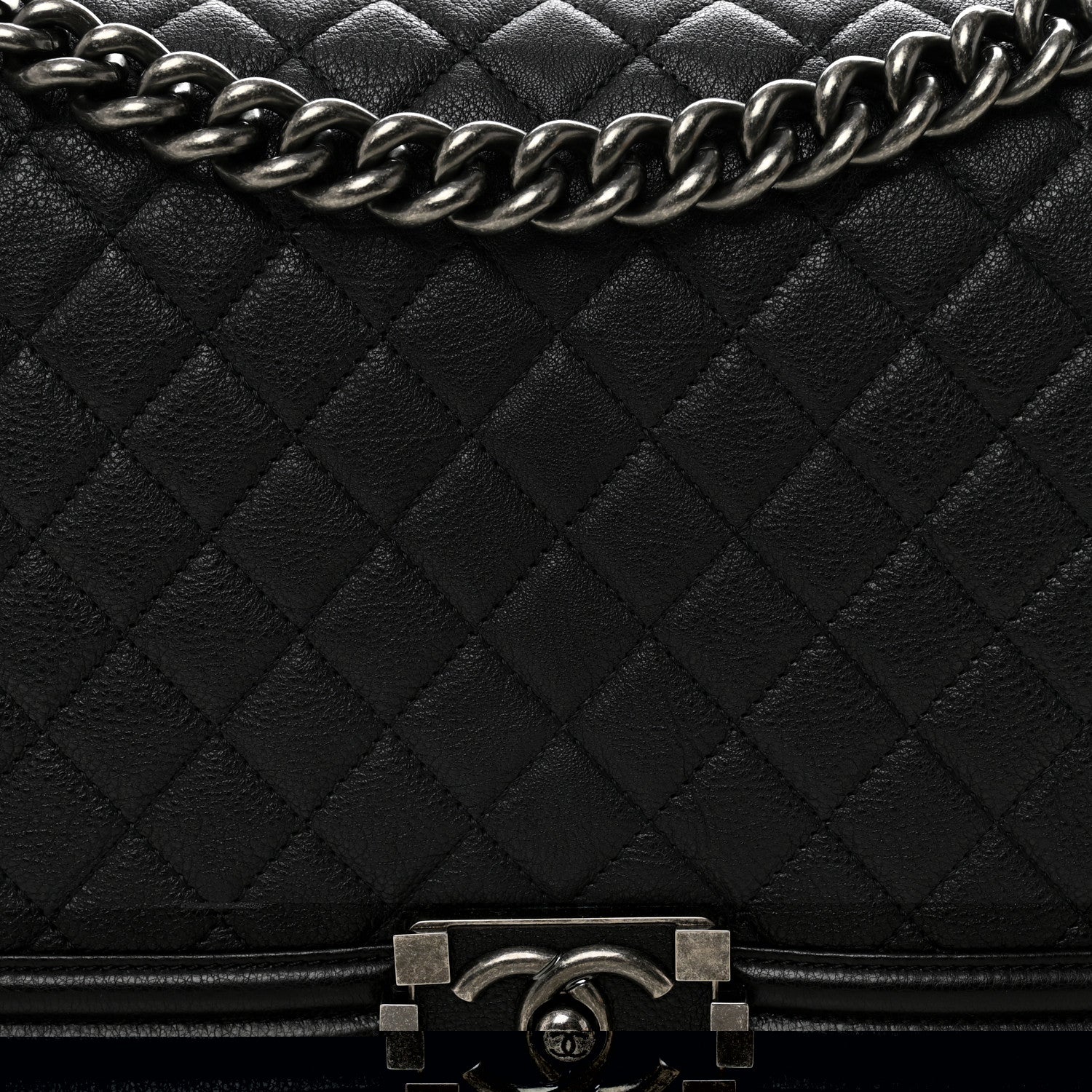 Grained Calfskin Quilted New Medium Boy Flap Black