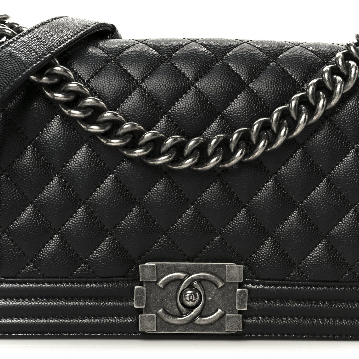 Caviar Quilted Medium Boy Flap Black