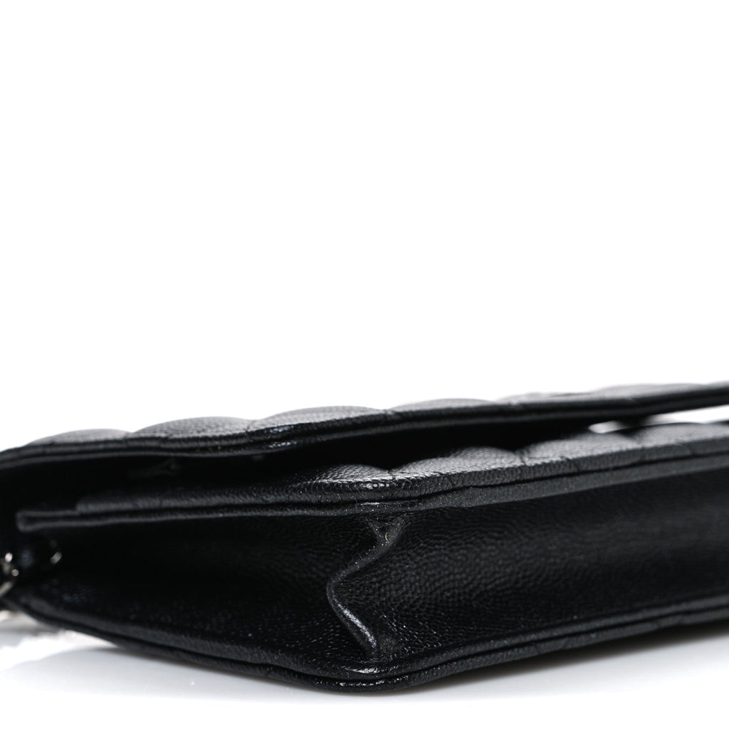 Iridescent Caviar Quilted Wallet on Chain WOC Black