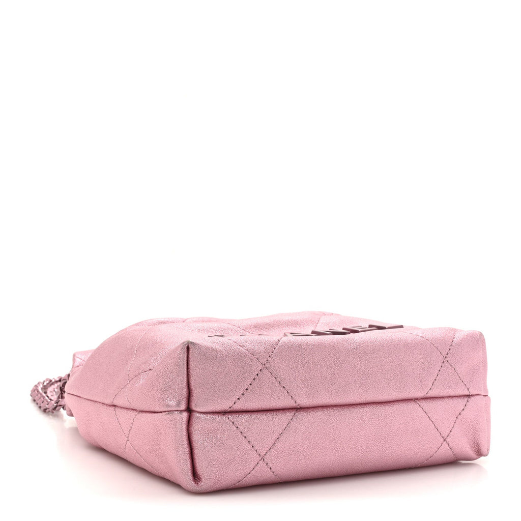 Metallic Lambskin Lacquered Monochrome Quilted Mini Chanel 22 Pink